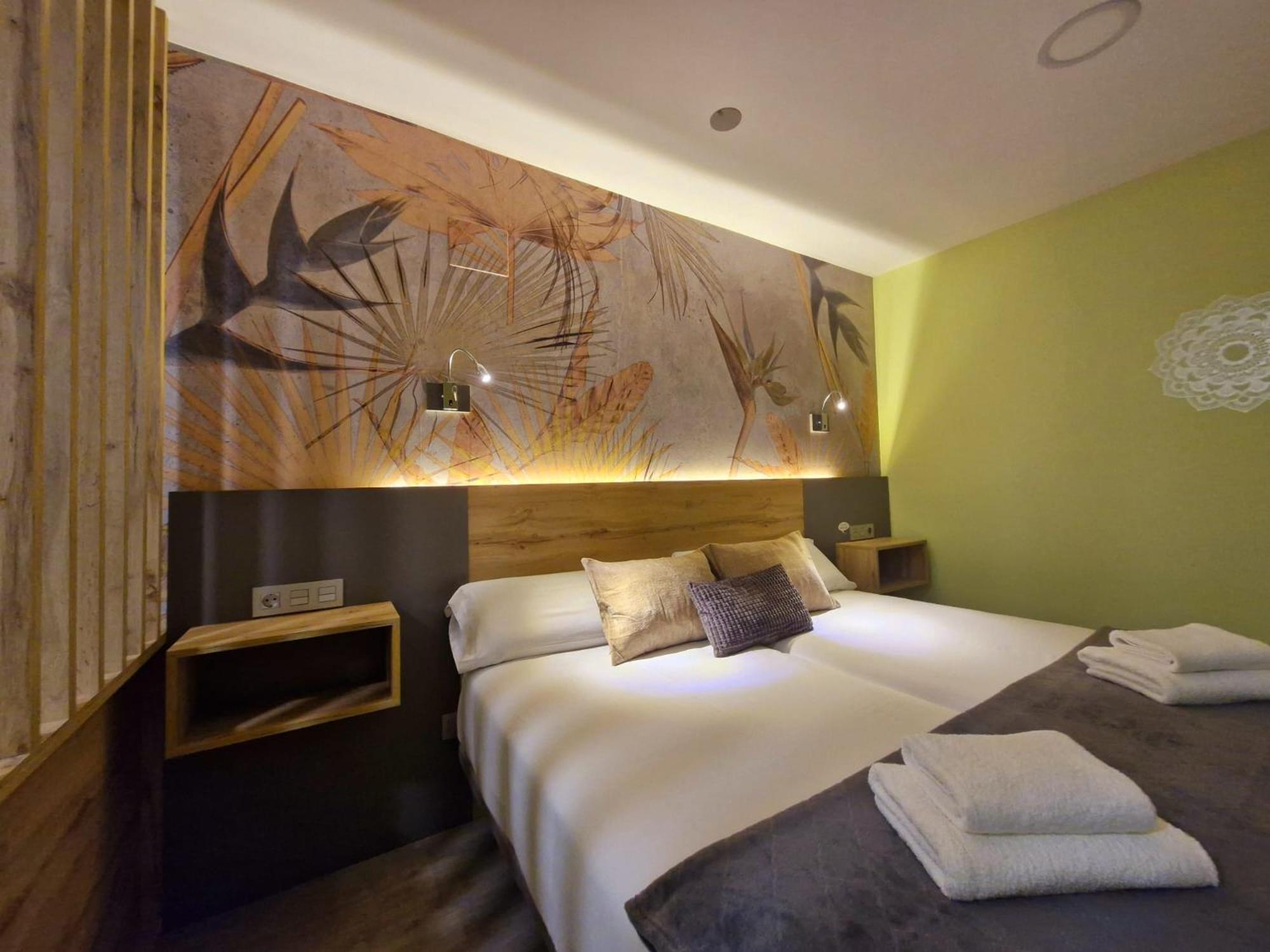 Feeling Home - Suites&Rooms León Extérieur photo