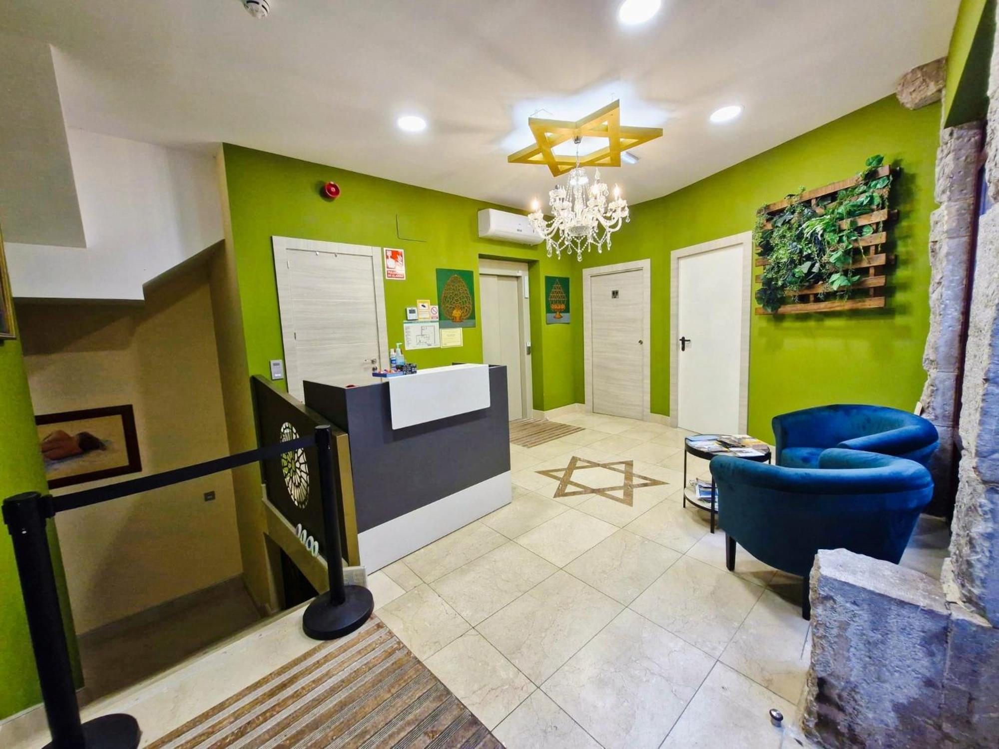 Feeling Home - Suites&Rooms León Extérieur photo